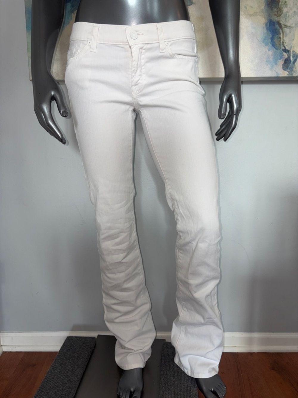 NWOT 7 FOR ALL MANKIND Women’s White Bootcut Flare Lowrise Jeans
